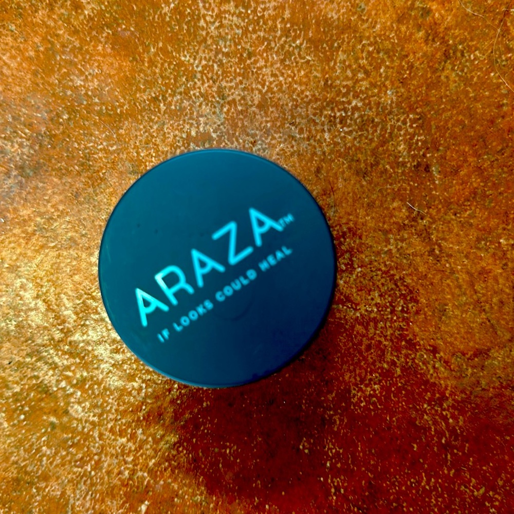 Araza all in one coconut cream foundation. Shade 300.